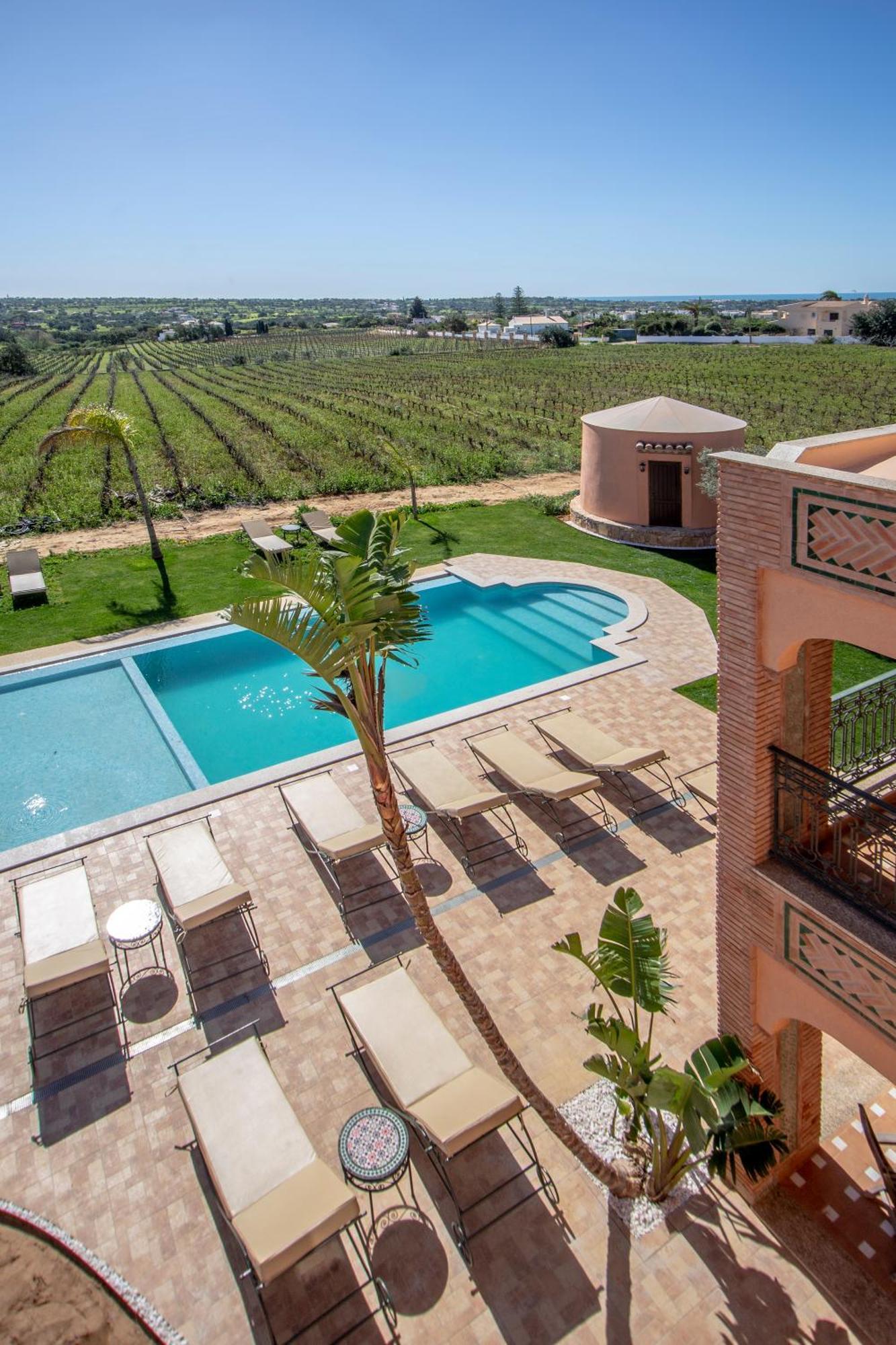 Al Karob Yoga Boutique Hotel Guia  Exteriér fotografie